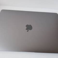 9月20日まで掲載！MacBook Air M1チップ搭載 2020年シルバーモデル の画像
