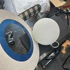 土星っぽいランプの画像