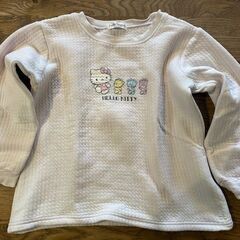 ＊ハローキティ＊キルティングパジャマ＊サイズ120＊の画像