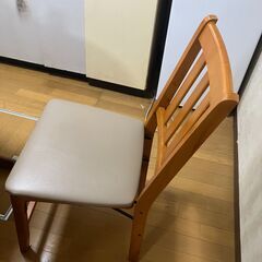 ダイニングセット（テーブル1、椅子4）の画像