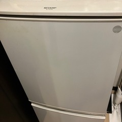 冷蔵庫　シャープの画像