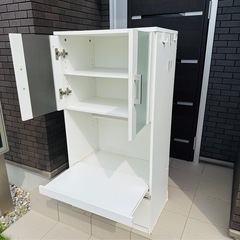 キッチンボード・キッチン収納棚・中古品汚れあります🙇の画像
