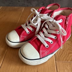 美品⭐︎スニーカー　19センチの画像
