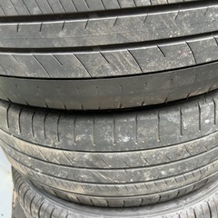中古タイヤ四本　225/55R18　の画像