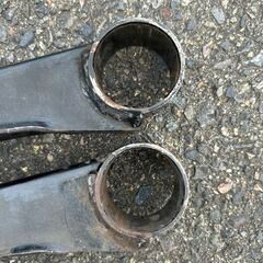 レガシィ BP/BL STiリアロアアーム 左右 セットの画像