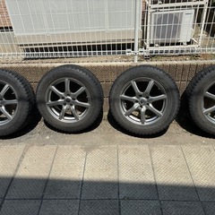 
タイヤスタンド２本17インチホイール　　の画像