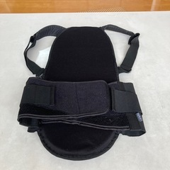 スノボ用プロテクターの画像