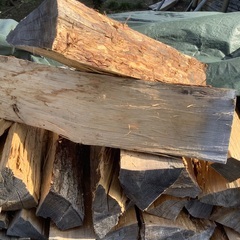 薪　薪ストーブの画像