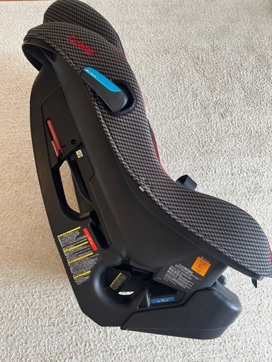 チャイルドシートcombi (ロックマン！) 武蔵新城のキッズ用品