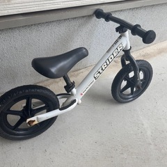 正規品　ストライダー　ホワイト　の画像