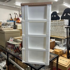 1091 プラスチック 4段収納ケース チェストの画像