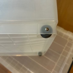 ①衣装ケース2個の画像