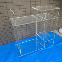 アクリル棚の画像