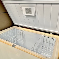 業務用冷凍庫の画像