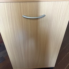 押入れ　収納　スライドラック　キャスター付　の画像