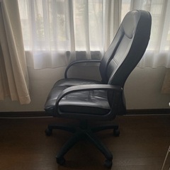 プレジデントチェア
の画像