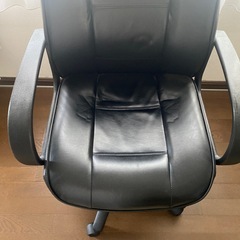プレジデントチェア
の画像