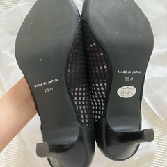 【黒・23cm】Madras パンプスの画像