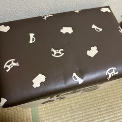 【0円】座れるおもちゃ箱の画像