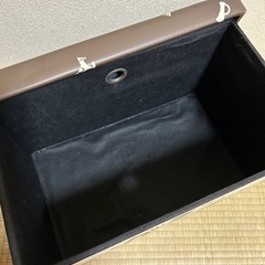 【0円】座れるおもちゃ箱の画像