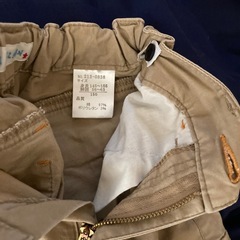 ベージュ　ハーフパンツ　サイズ150 の画像