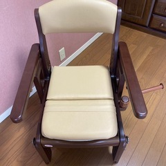 介護用品　
ポータブルトイレ の画像