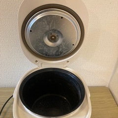 炊飯器の画像