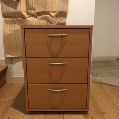 IKEA goliat キャスター付き3段引き出しの画像