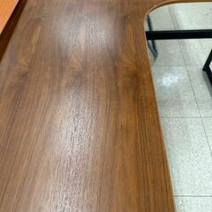 ★リユースのサカイ高崎店★TJ12840 (株)東馬 PCデスク 茶 H72×D100×W120 クリーニング済みの画像