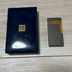 ガスライター　ジバンシー　GIVENCHY  ケースあり　美品の画像