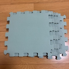 （お値段相談OK）雑貨セット➕ジョイントマット6枚の画像