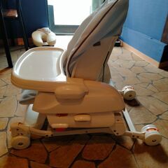 コンビ Combi 手動ハイローチェア  バウンサーの画像