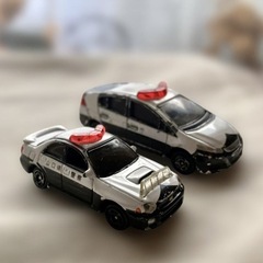 【写真ごと100円】ミニカー各種　消防車　タクシー　ピンククラウン　キャンピングカー　パトカーの画像