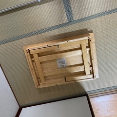 折りたたみ木製デスク（中古）の画像