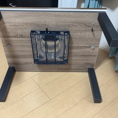 こたつテーブルの画像