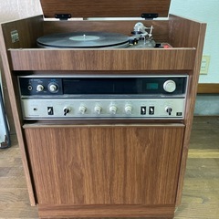 昭和レトロ　中古ジャンク品　レコードプレイヤー の画像