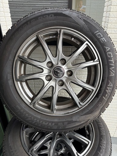 スタッドレスタイヤ