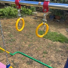 【美品】子ども用遊具セット（ブランコ・バスケットゴール・鉄棒・吊り輪付き）の画像
