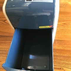 家庭用シュレッダーscA45の画像