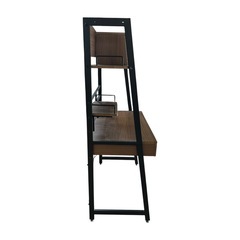 木製 パソコン用デスクの画像