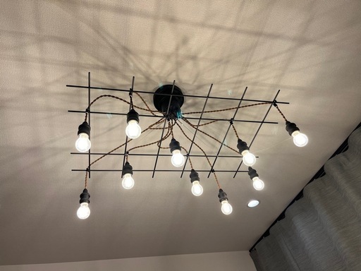 ペンダントライト　リビング　ダイニング　LED