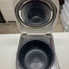 I 2509-302 パナソニック 大火力おどり炊き SR-HX106 2016年製 通電確認済み 中古の画像