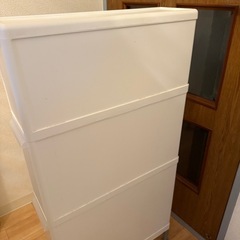 収納ボックスの画像