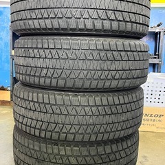 【お値段下げました】225/60R17スタッドレスの画像
