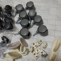 値下げ　キャスター　収納　ケース　まとめ売りの画像