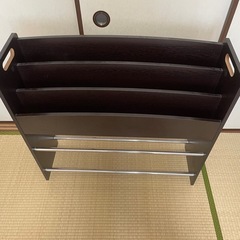 絵本棚　おもちゃ箱の画像