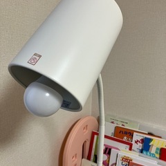 ニトリ　スタンドフロアランプ(スプラウト10192C-WH)の画像