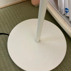 ニトリ　スタンドフロアランプ(スプラウト10192C-WH)の画像