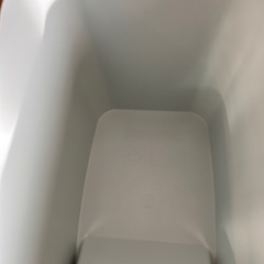 アップリカ　ニオイポイ　オムツ用ダストボックス　カセット2つの画像