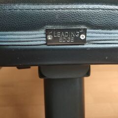 インクラインベンチとダンベル30kgの画像